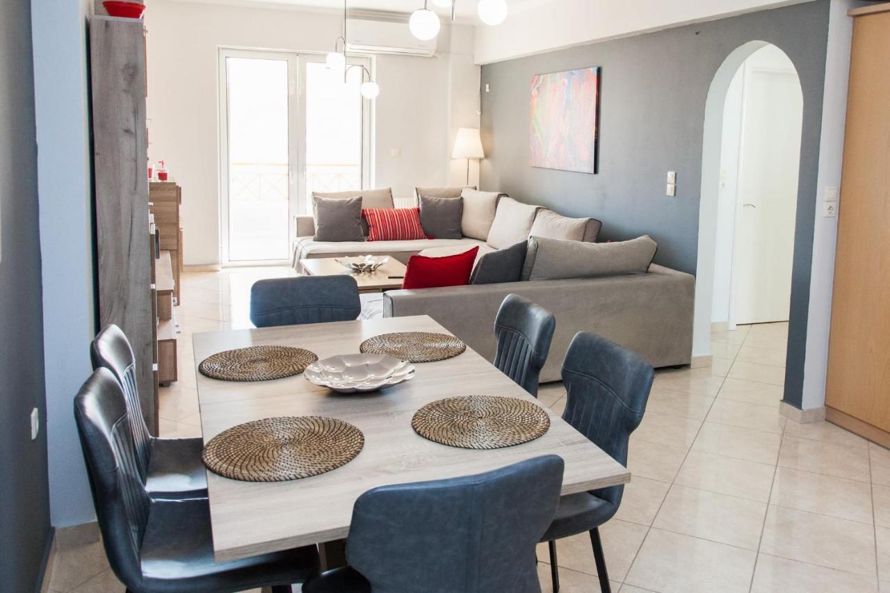 Beautiful, Deluxe Kallithea Apt Athens Exterior photo