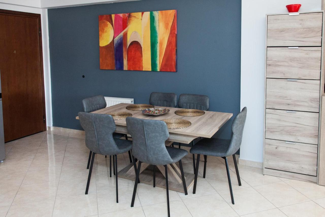 Beautiful, Deluxe Kallithea Apt Athens Exterior photo